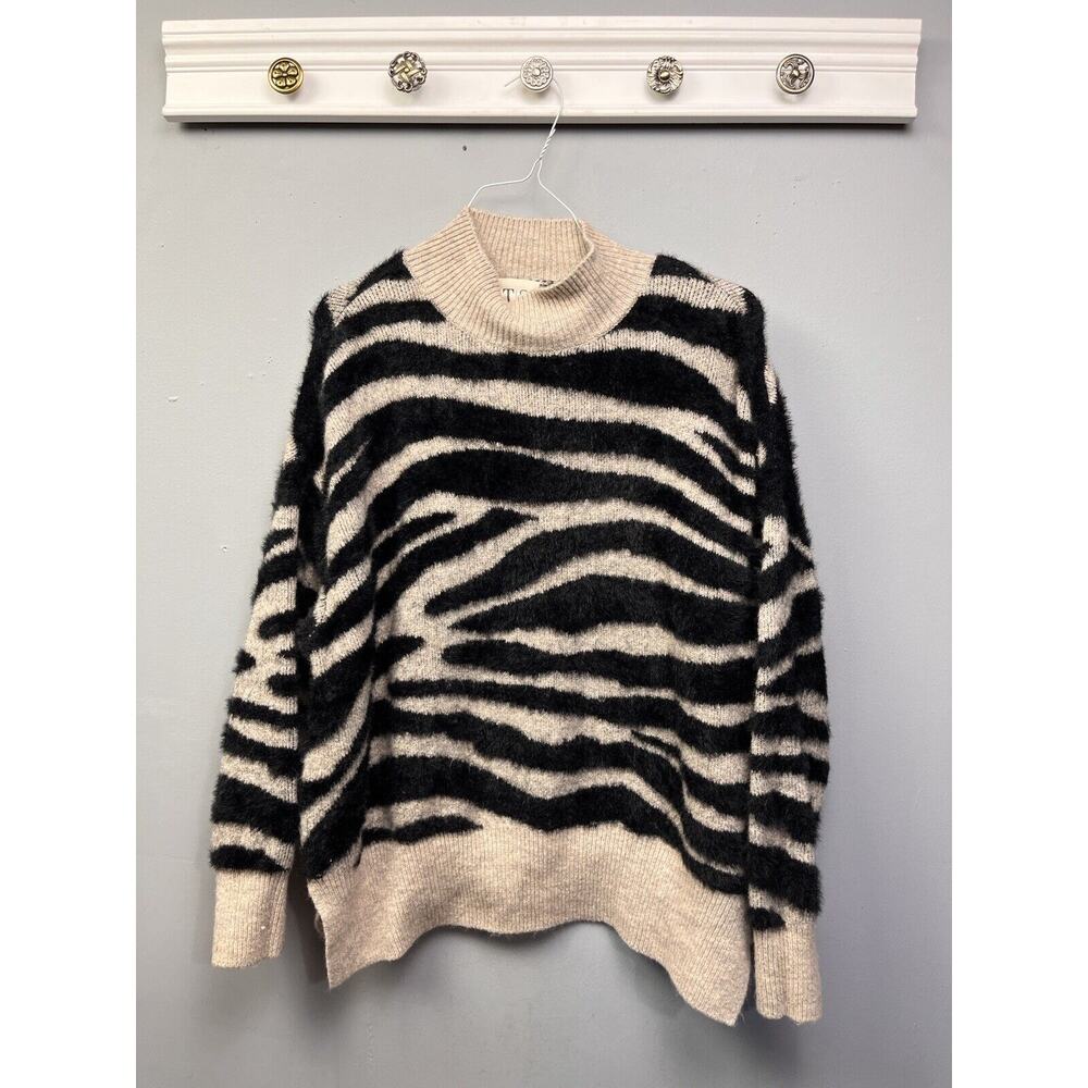 TWINE and STRING Anthropologie Sweater Women Medium Black animal print Mock neck